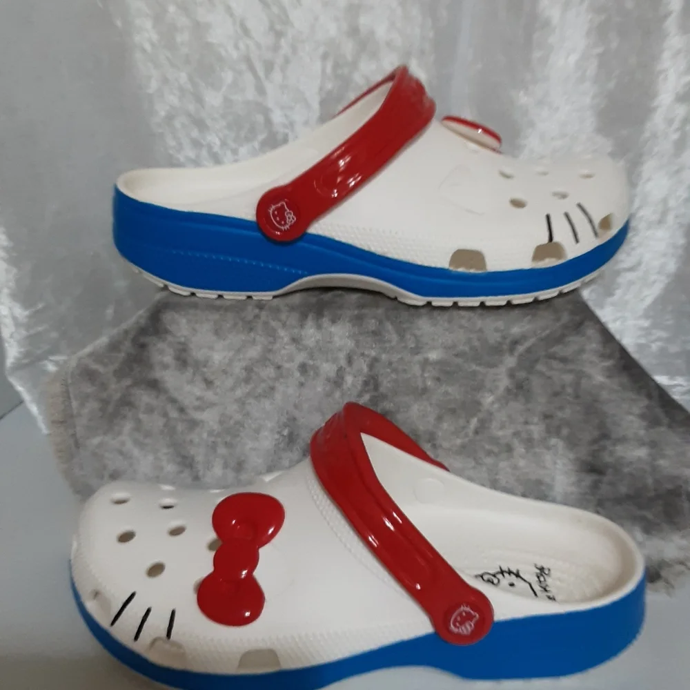 Crocs Hello Kitty New Without Tags Men 7 Women 9 White Red bue - Picture 7 of 14